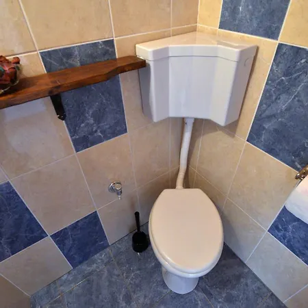 Family Friendly House With A Parking Space - 15147 Holiday home Murter