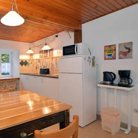 Family Friendly House With A Parking Space - 15147 Сasa de vacaciones *